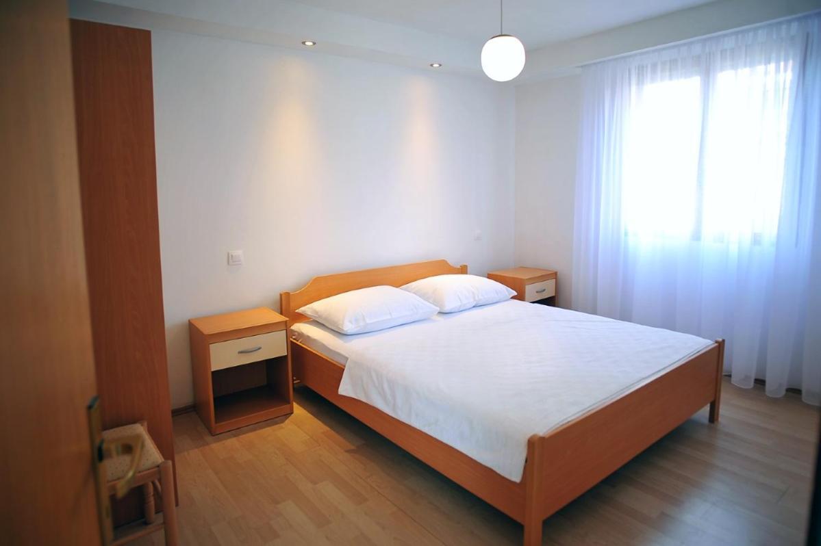 Apartmani Anita เมดูลิน ภายนอก รูปภาพ