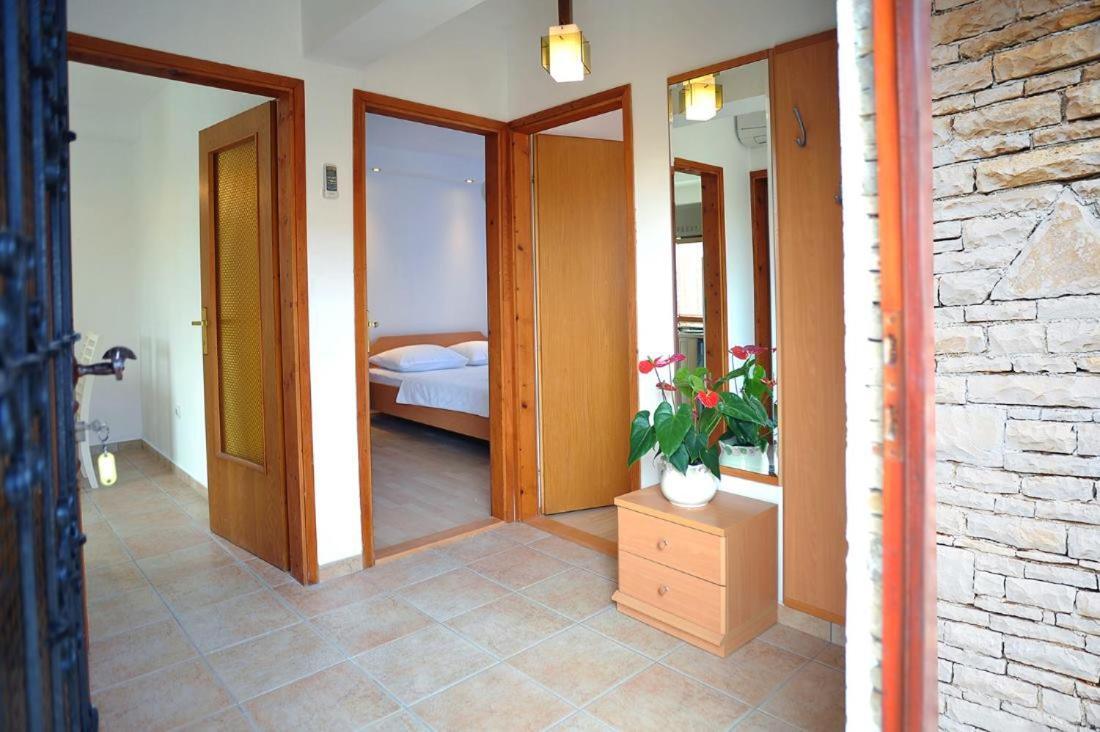 Apartmani Anita เมดูลิน ภายนอก รูปภาพ